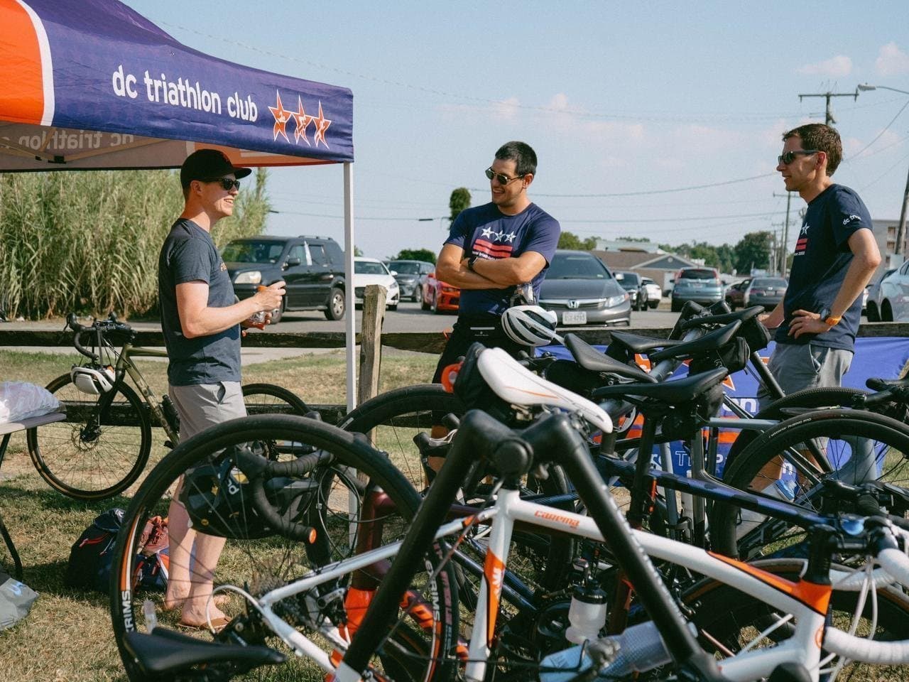 before the race, talking with friends